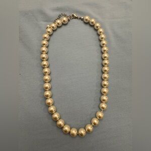 Elegant Pearl Necklace